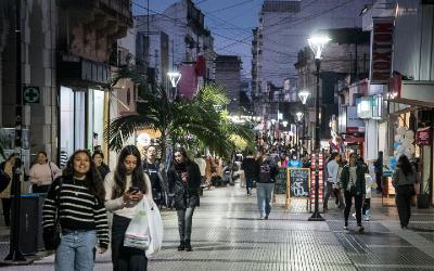 “Miércoles de Paseo”: la iniciativa que impulsa el comercio y reaviva el microcentro de Paraná